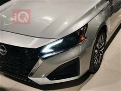 نيسان ألتيما